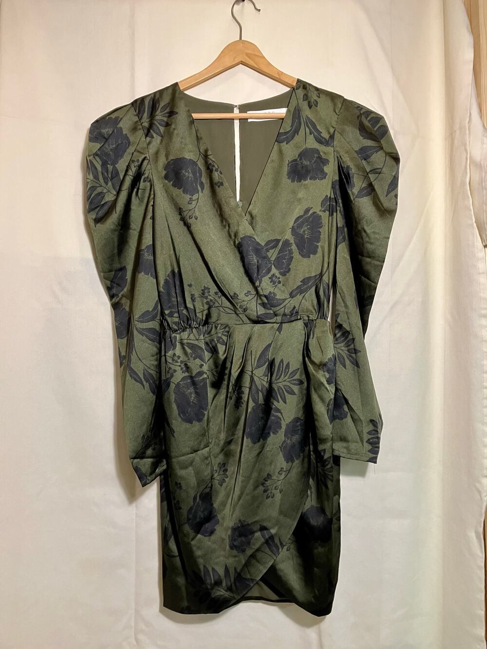 ASTR The Label Green Floral Dress Woman’s Size Small.
